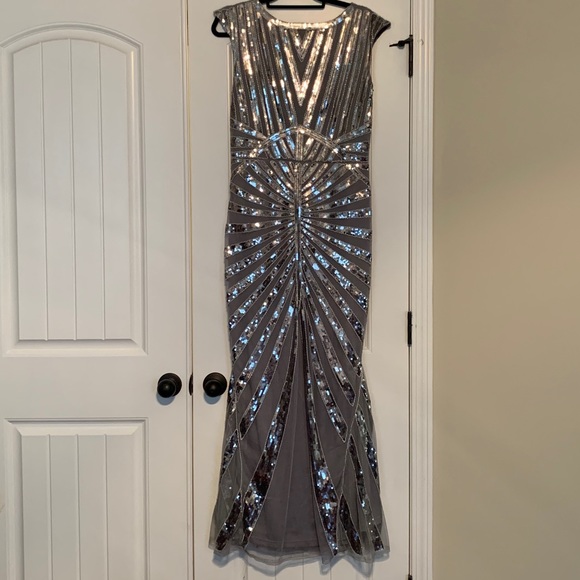 Dresses & Skirts - Sparkle formal dress- gatsby or new years!